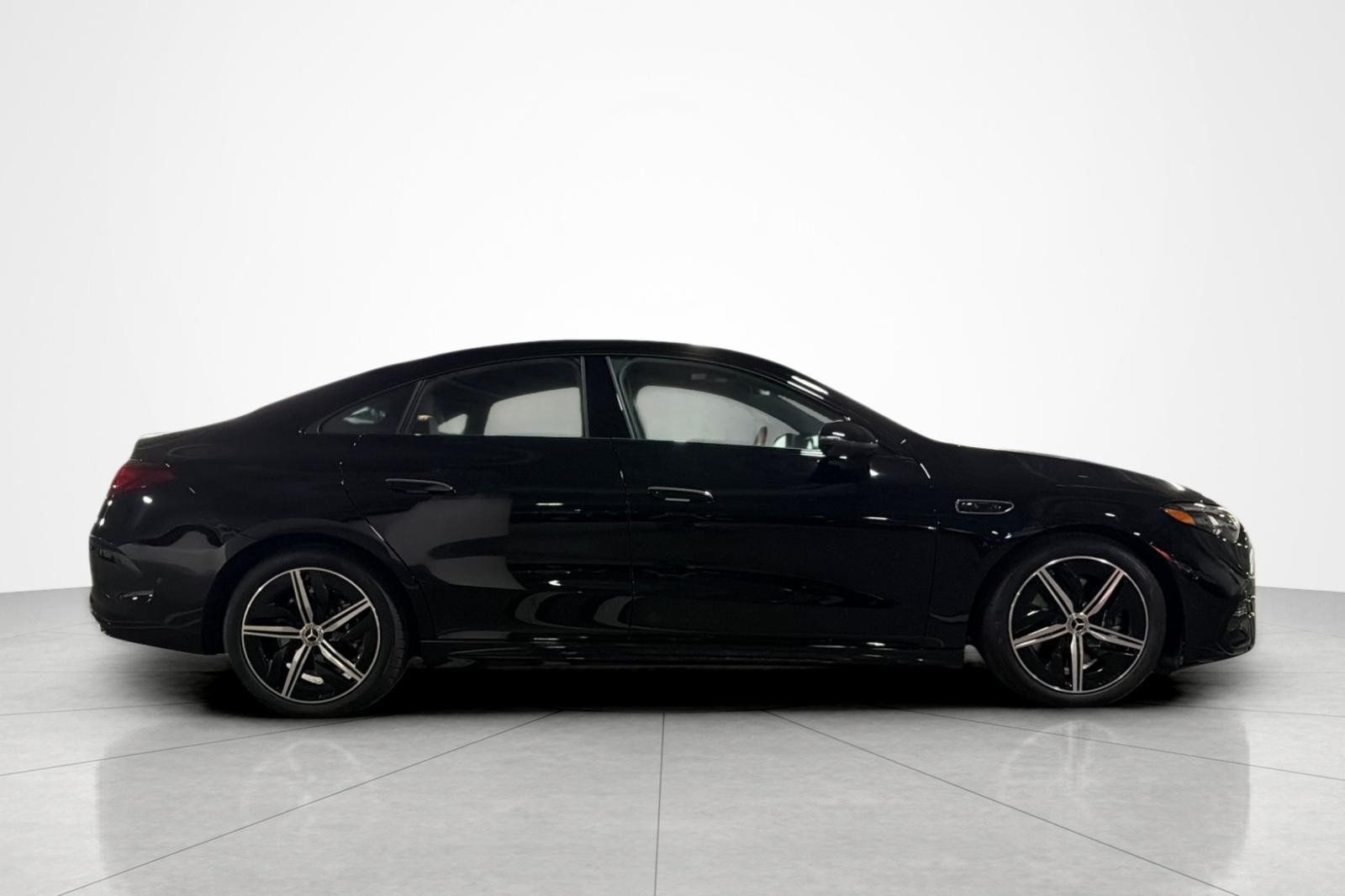 New 2027 Mercedes-Benz CLA 220 image 6