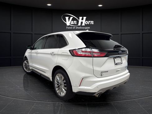 Used 2020 Ford Edge Titanium w/ Equipment Group 301A AWD/4WD image 5