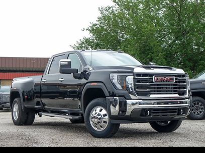 New 2026 GMC Sierra 3500 SLT w/ SLT Convenience Package