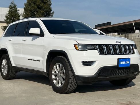 Used 2021 Jeep Grand Cherokee Laredo X image 10