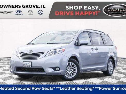 Used 2014 Toyota Sienna XLE image 1
