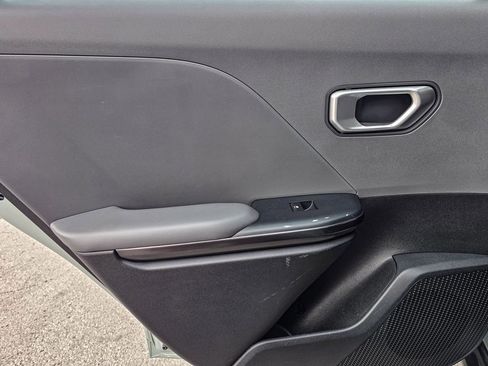 Used 2025 Kia K4 FWD image 27
