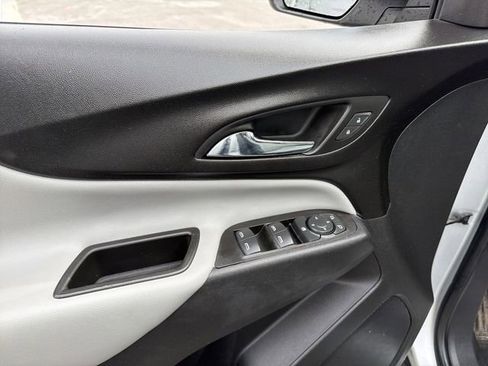 Used 2022 Chevrolet Equinox LT AWD/4WD image 14