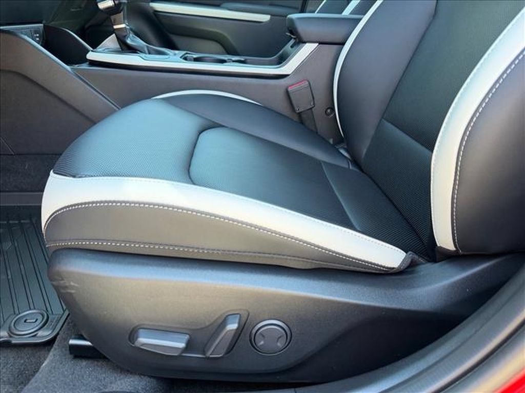 New 2026 Kia K4 GT-Line Turbo w/ GT-Line Sunroof Package FWD image 11