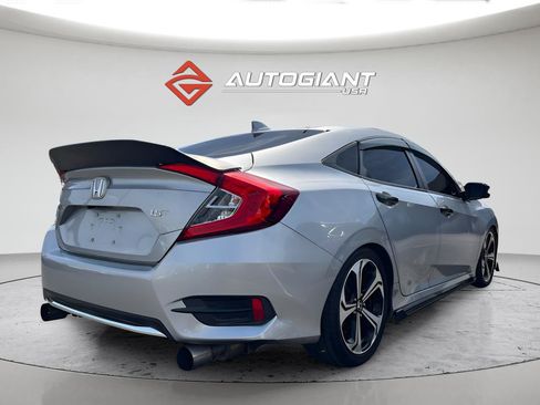 Used 2019 Honda Civic EX image 7