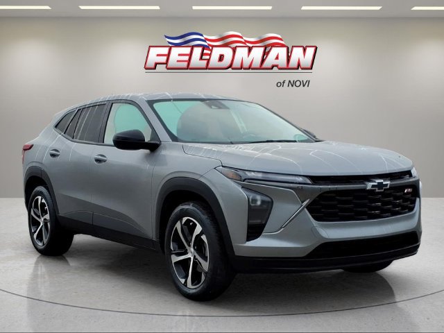 Used 2024 Chevrolet Trax RS FWD image 8