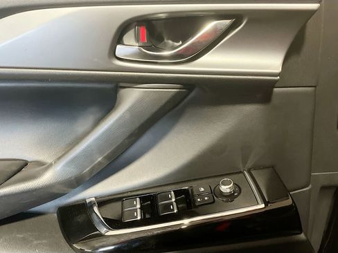 Used 2023 MAZDA CX-9 Touring Plus image 18