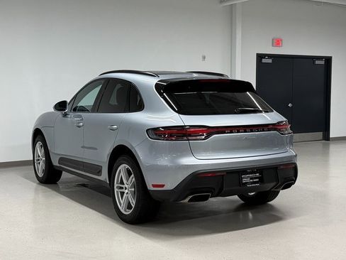 Certified 2026 Porsche Macan image 3