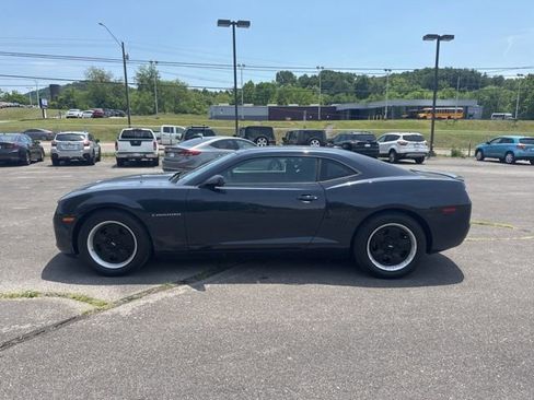 Used 2013 Chevrolet Camaro LS RWD image 5