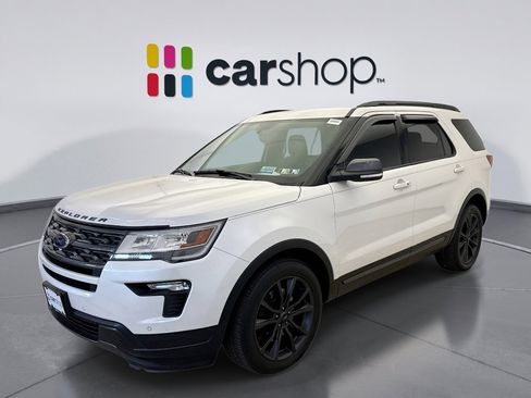 Used 2019 Ford Explorer XLT w/ Equipment Group 202A AWD/4WD image 1