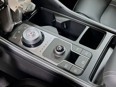 New 2026 Kia Sorento EX image 17