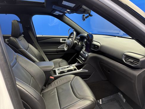 Used 2020 Ford Explorer ST w/ ST Street Pack image 27