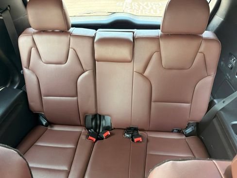 Used 2024 Kia Telluride SX FWD image 18