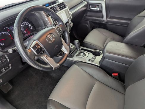 Used 2024 Toyota 4Runner SR5 Premium image 4