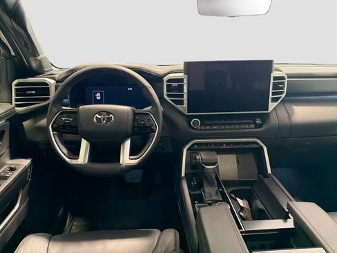 Used 2025 Toyota Tundra Platinum AWD/4WD image 20