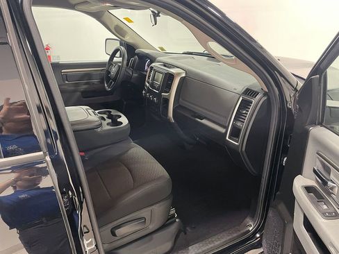 Used 2020 RAM 1500 Classic Warlock AWD/4WD image 27