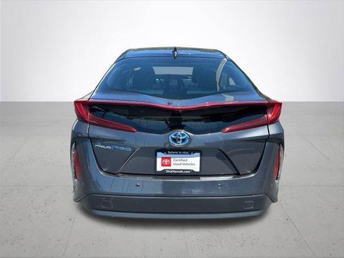 Certified 2018 Toyota Prius Prime Advanced FWD image 9