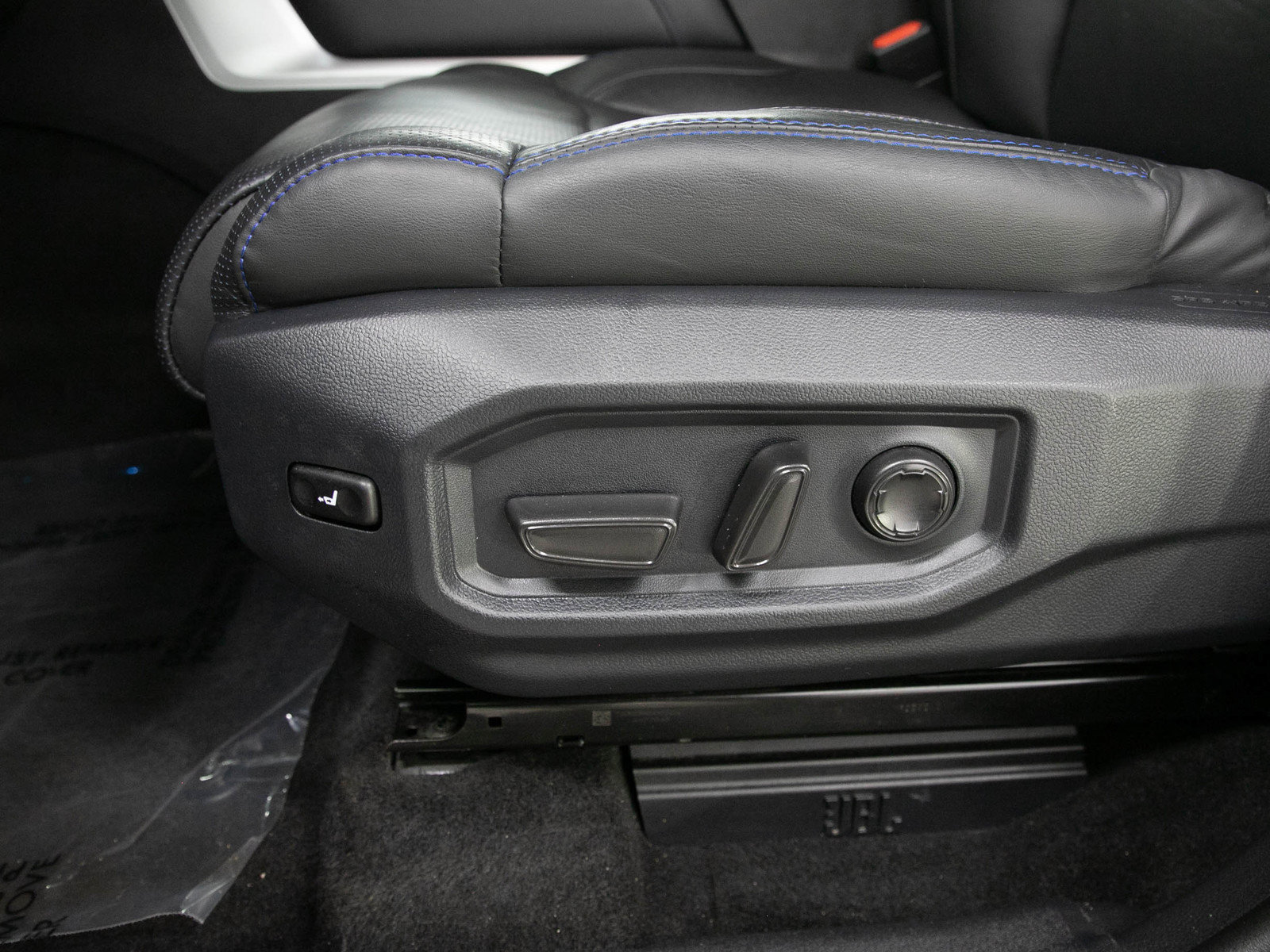 Used 2024 Toyota Tundra Platinum AWD/4WD image 22