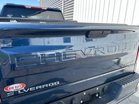 Used 2020 Chevrolet Silverado 1500 Custom w/ Custom Value Package AWD/4WD image 52