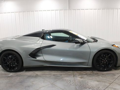 Used 2023 Chevrolet Corvette Stingray Premium Conv w/ Stealth Interior Trim Package image 10