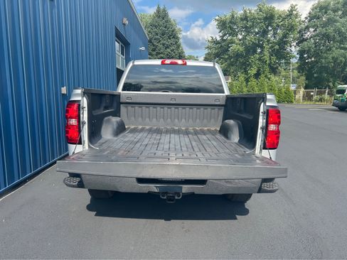 Used 2018 Chevrolet Silverado 1500 LT w/ All Star Edition image 15
