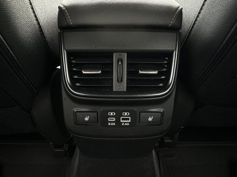 Used 2025 Subaru Outback Wilderness AWD/4WD image 19