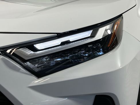 Used 2025 Toyota RAV4 LE image 12