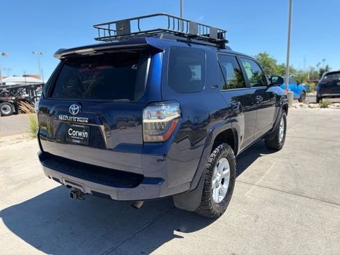 Used 2016 Toyota 4Runner SR5 AWD/4WD image 5