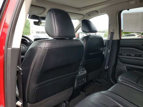 Used 2023 Nissan Pathfinder Platinum w/ Cargo Package AWD/4WD image 11