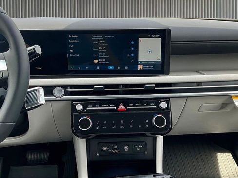 New 2026 Hyundai Tucson Limited AWD/4WD image 8