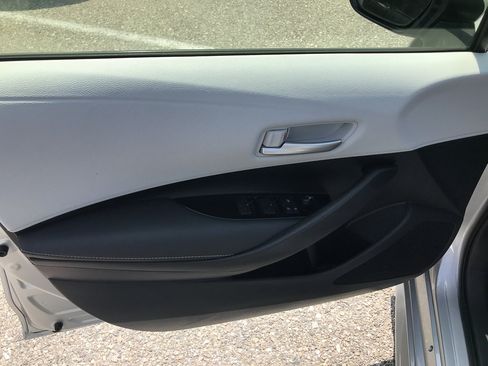 Used 2024 Toyota Corolla SE w/ SE Package FWD image 13