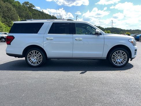 Used 2024 Ford Expedition Max Limited image 4