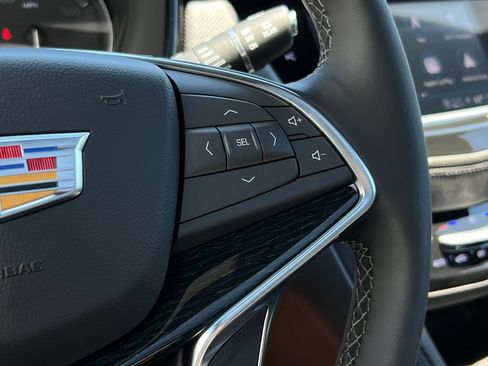 New 2026 Cadillac XT5 Premium Luxury w/ LPO, ONYX Package FWD image 33