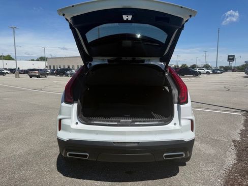 Certified 2024 Cadillac XT4 Premium Luxury AWD/4WD image 13