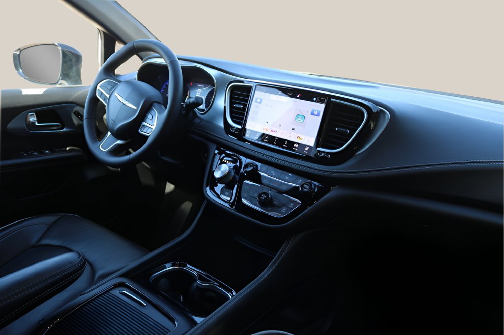 Used 2026 Chrysler Pacifica Limited FWD image 20