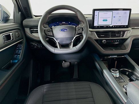 New 2025 Ford Explorer ST-Line w/ Premium Package image 11