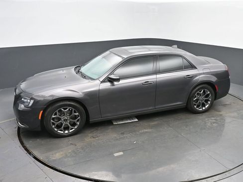 Used 2017 Chrysler 300 S w/ 300S Premium Group image 39