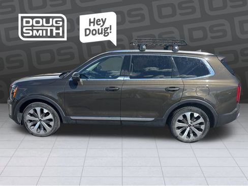 Certified 2020 Kia Telluride EX w/ EX Premium Package AWD/4WD image 4