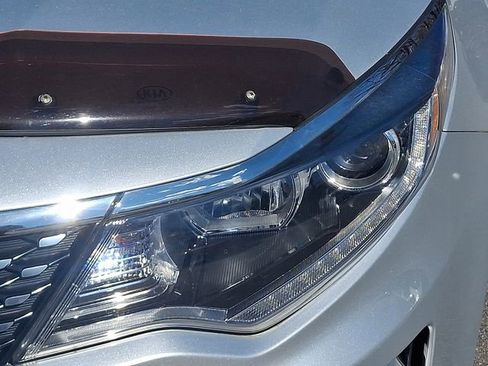 Used 2018 Kia Optima EX image 9