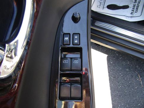 Used 2015 INFINITI QX50 Journey w/ Premium Package image 11