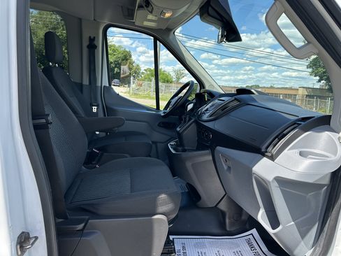 Used 2019 Ford Transit 150 XL RWD image 25