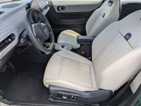 Used 2025 MINI Cooper 2-Door Hardtop FWD image 15