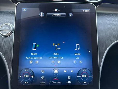 Used 2023 Mercedes-Benz C 300 4MATIC Sedan image 41