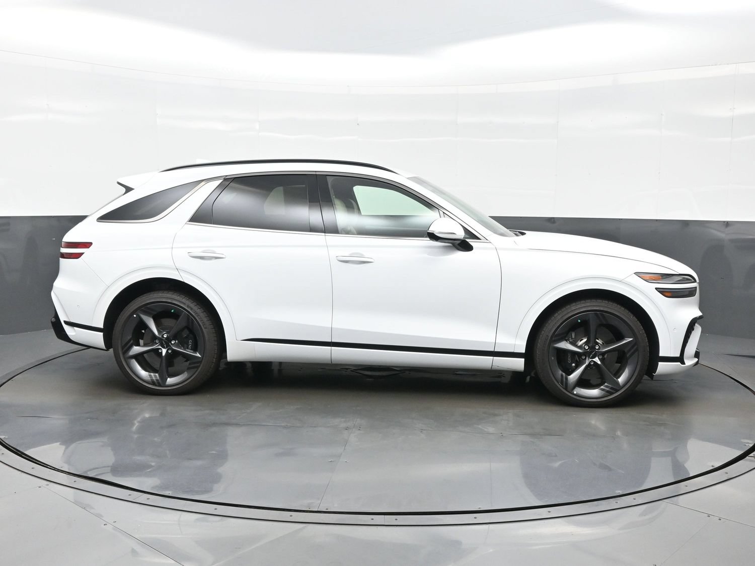 Used 2026 Genesis GV70 3.5T Sport Prestige AWD/4WD image 7