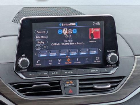 Used 2024 Nissan Altima 2.5 SV FWD image 18