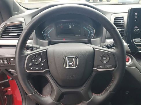 Used 2023 Honda Odyssey Sport image 11