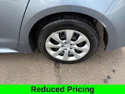 Used 2023 Toyota Corolla LE image 42