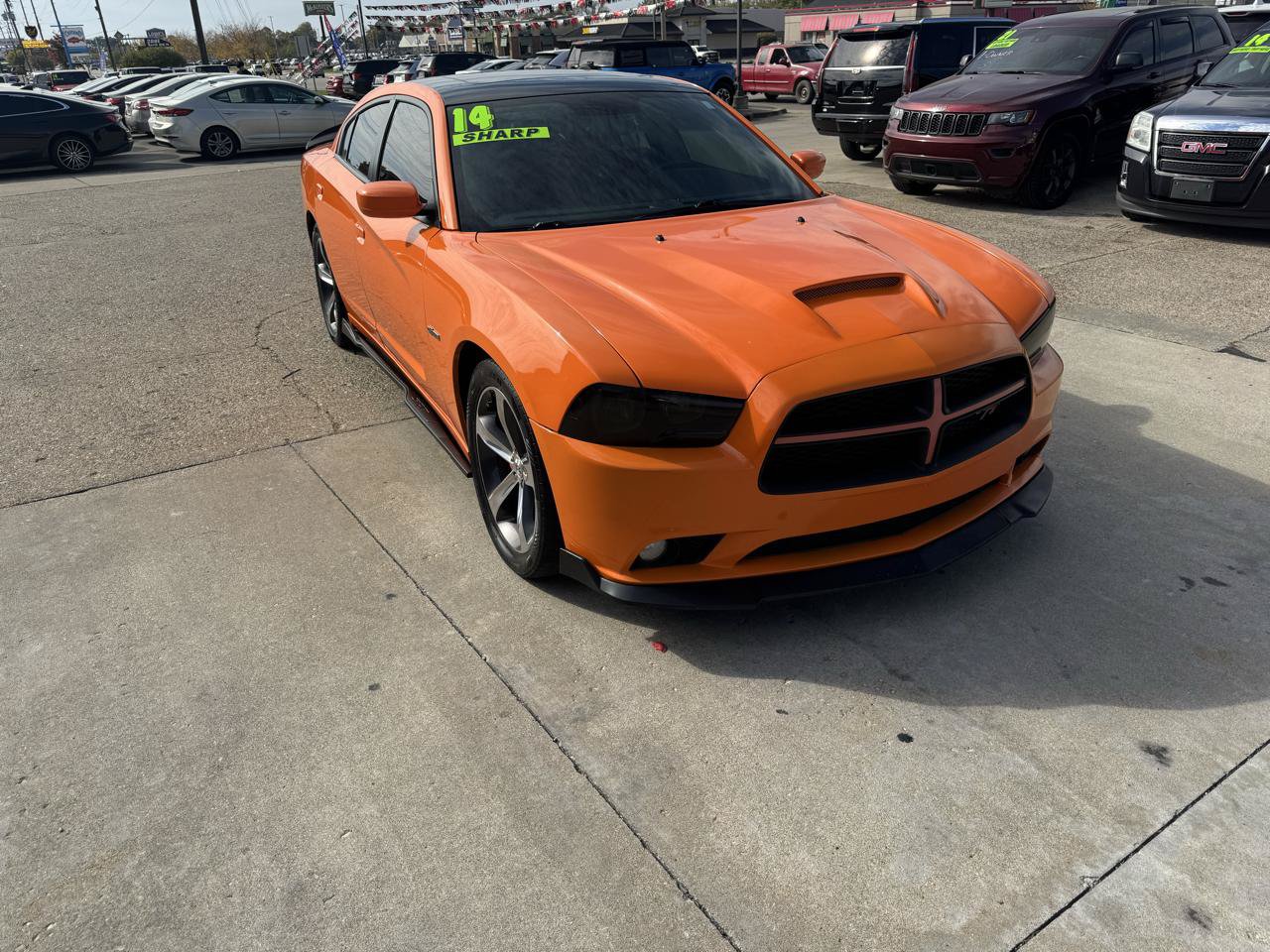 Used 2014 Dodge Charger R/T RWD image 4