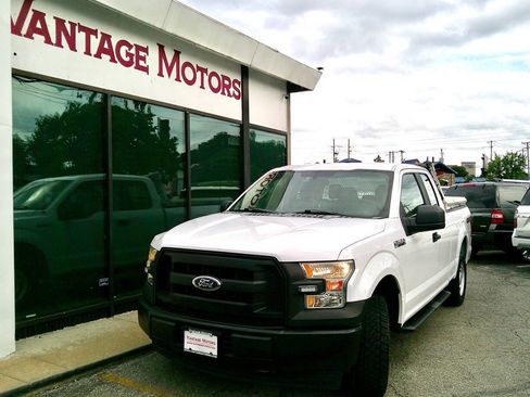 Used 2017 Ford F150 XL w/ XL Power Equipment Group AWD/4WD image 1