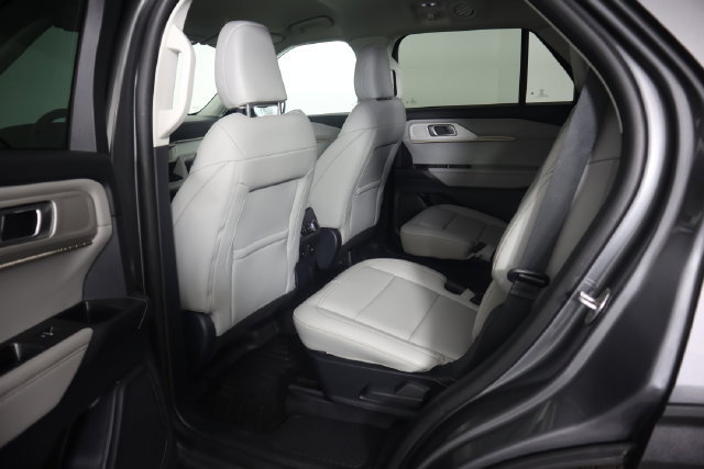 Certified 2025 Ford Explorer Active w/ Active Comfort Package AWD/4WD image 52